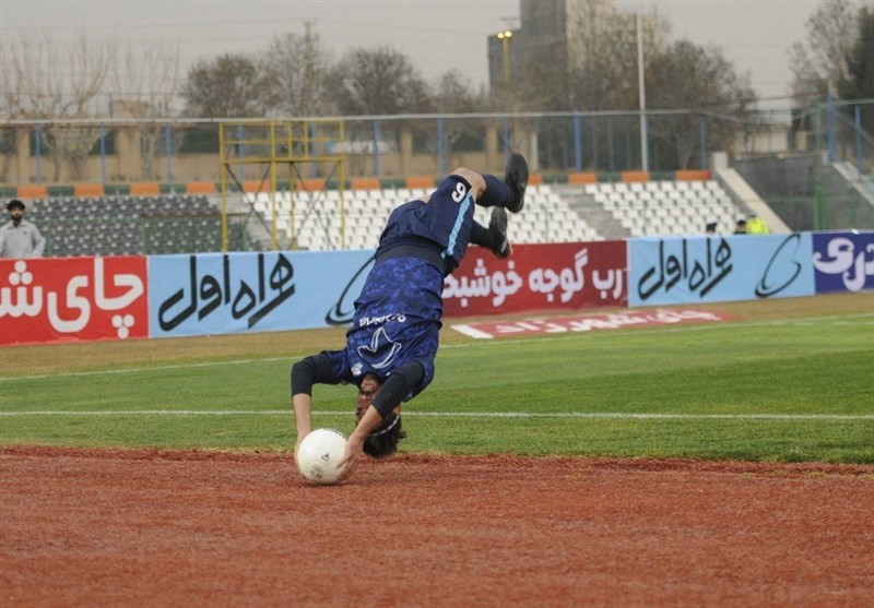 فوتبال ایران / پیکان