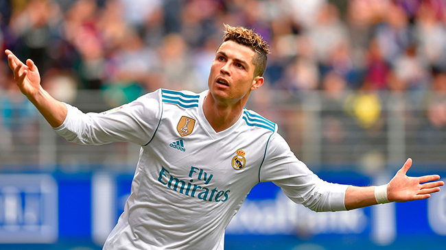 https://ts8.tarafdari.com/contents/user259193/content-article/cristiano-ronaldo-112341-112343.jpg