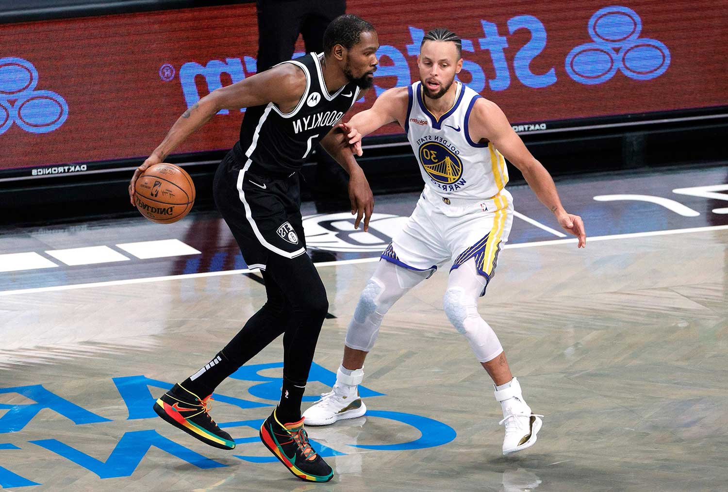 Kevin Durant - Brooklyn Nets - Stephen Curry - Golden State Warriors