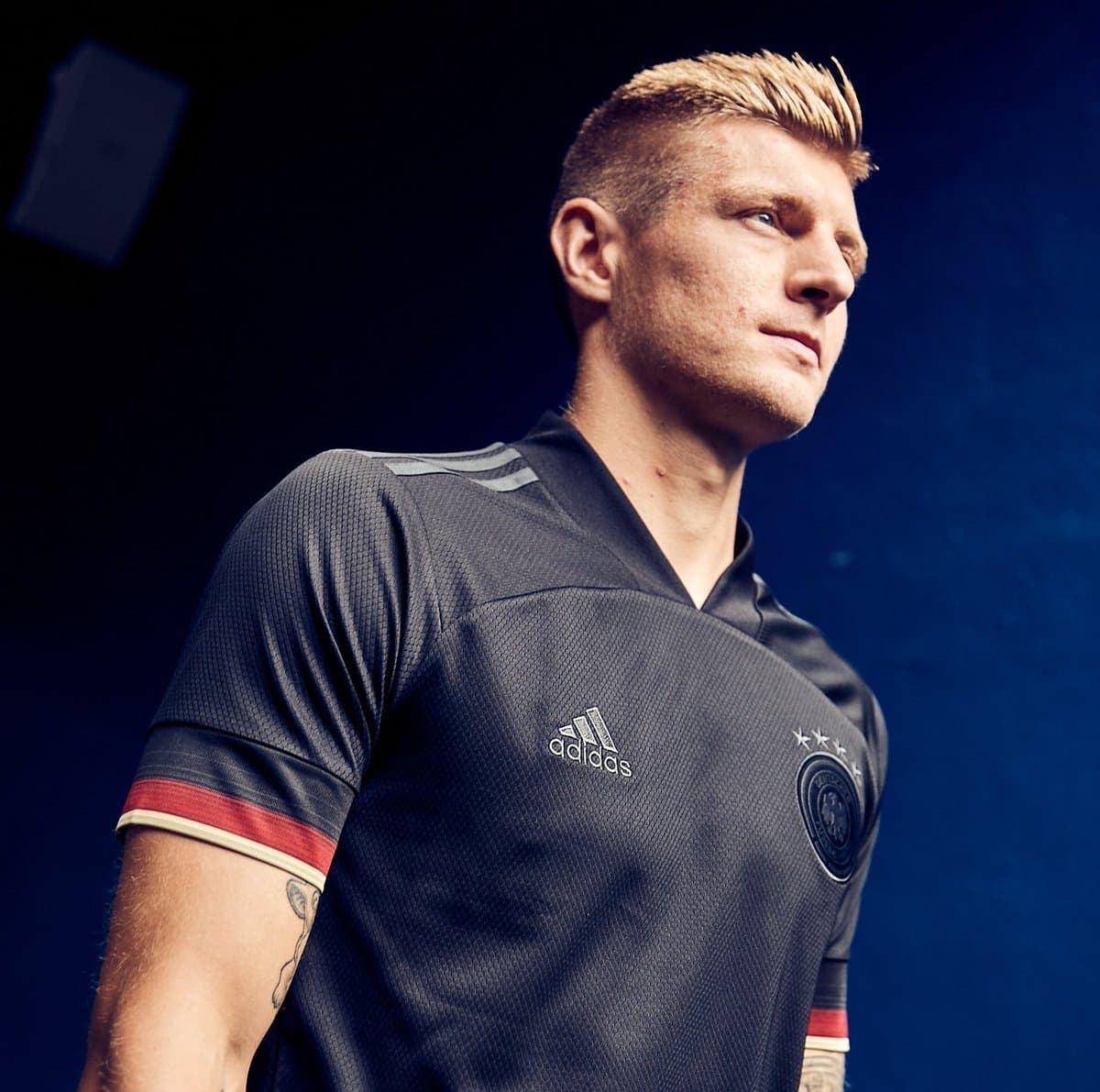 رونمایی از پیراهن دوم تیم ملی آلمان برای مسابقات یورو 2020
